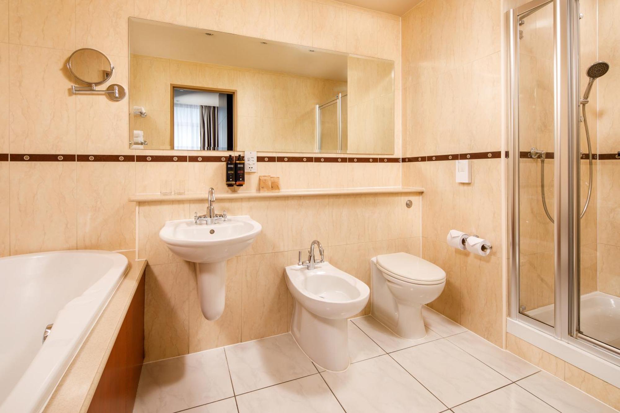 Deluxe Suite mit Stadtblick